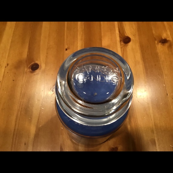 YANKEE CANDLE BAY BREEZE RETIRED LARGE JAR CANDLE - Picture 4 of 6